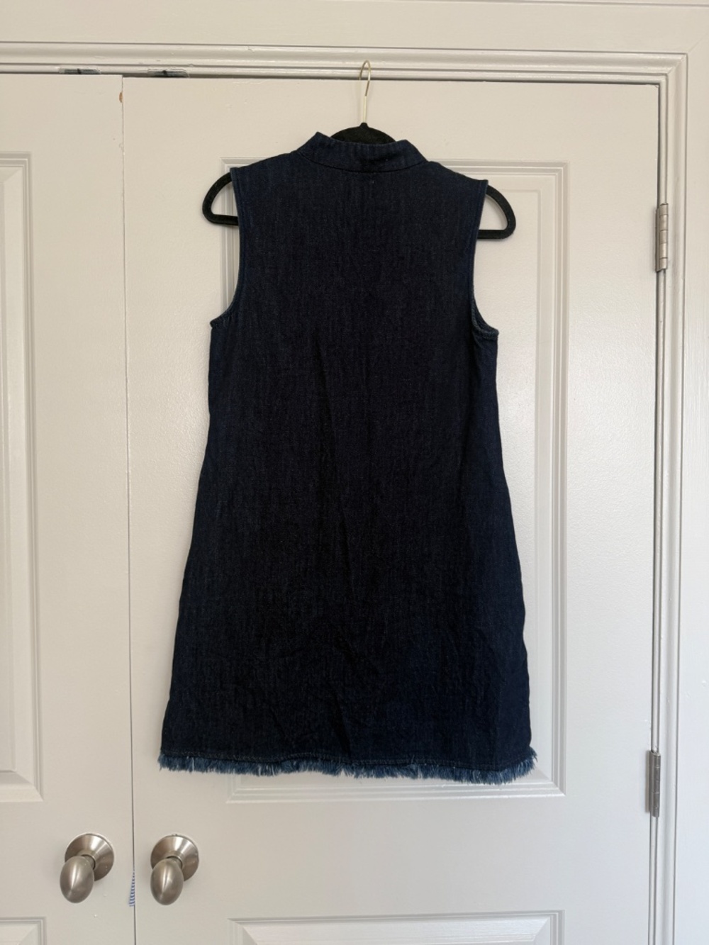Gap 1969 Dark Wash Denim Sleeveless Mini Dress Zip Front Fringe Hem Small - Picture 4 of 4